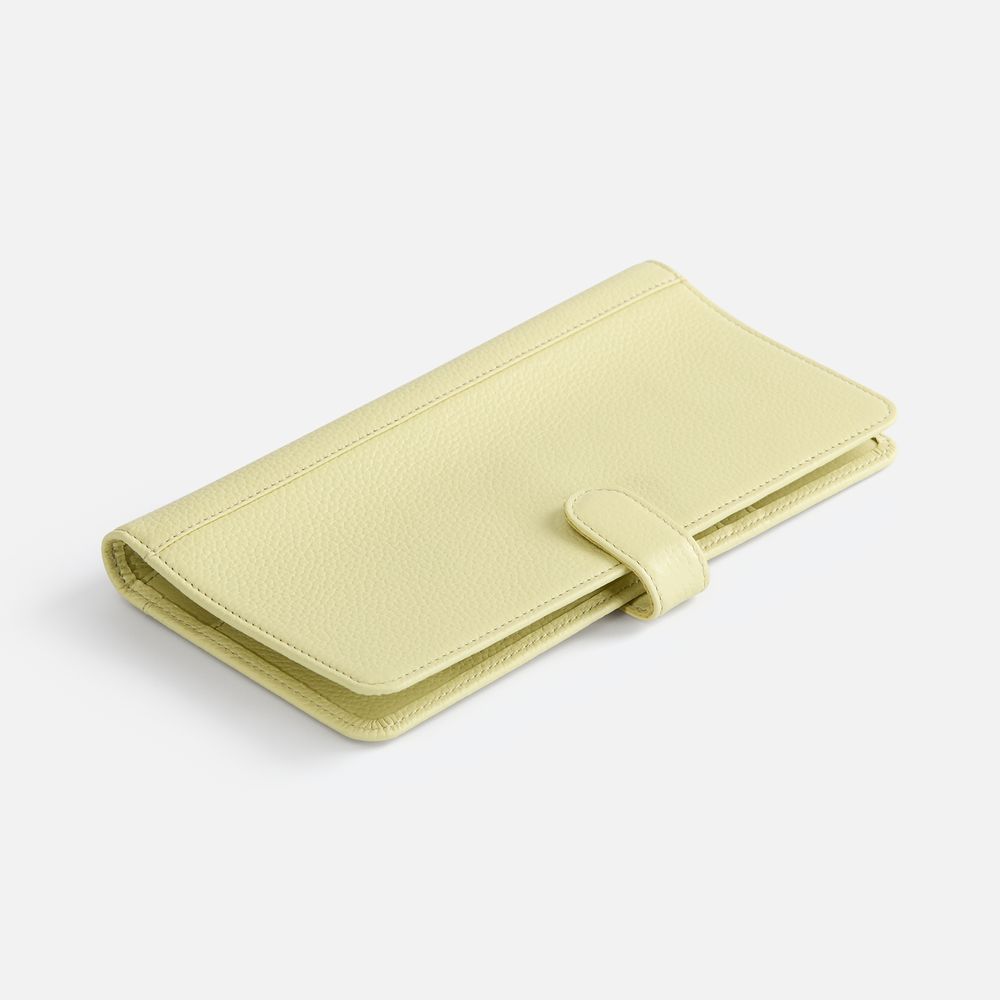 светло-зеленый