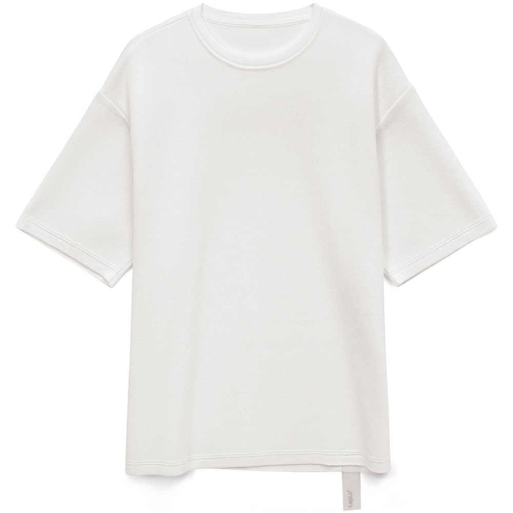 молочно-белый