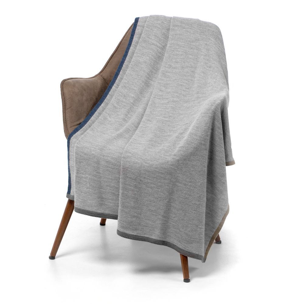 светло-серый