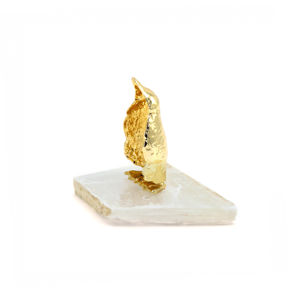 золотисто-жёлтый