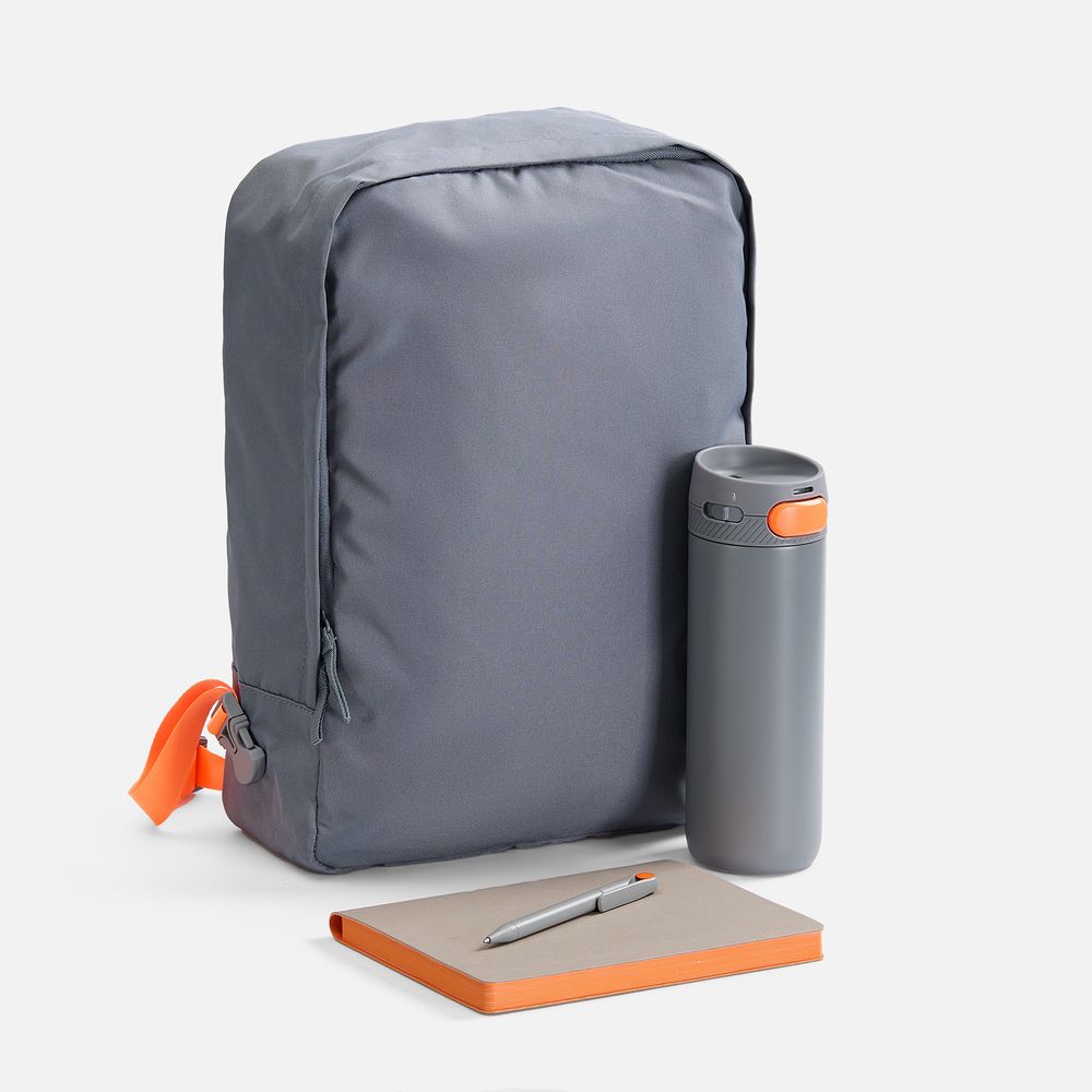 серый с оранжевым