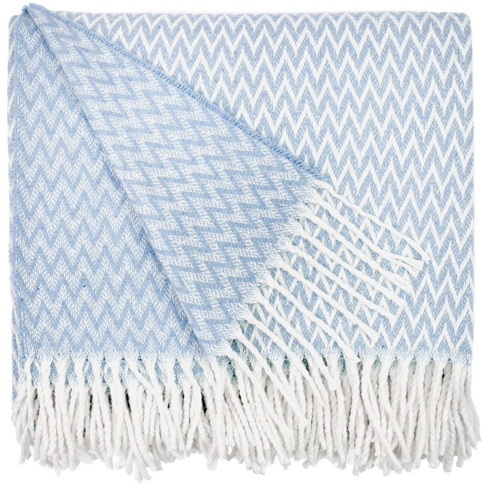 светло-синий