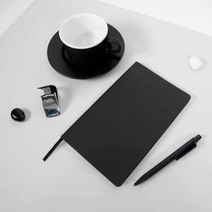 оранжевый, белый