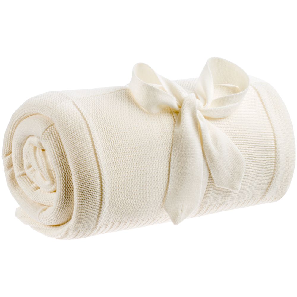 молочно-белый