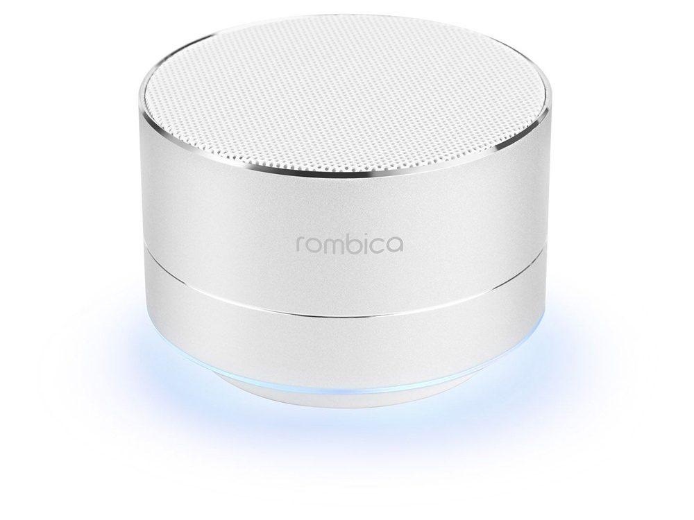 серебристый