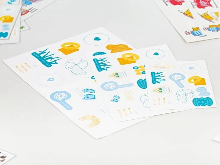 Наклейки из ПВХ Sticker Pack на заказ, S