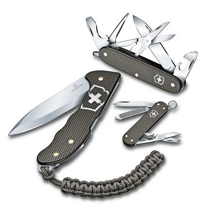 Нож-брелок VICTORINOX Classic Alox LE 2022, 58 мм, 5 функций, алюминиевая рукоять, серый